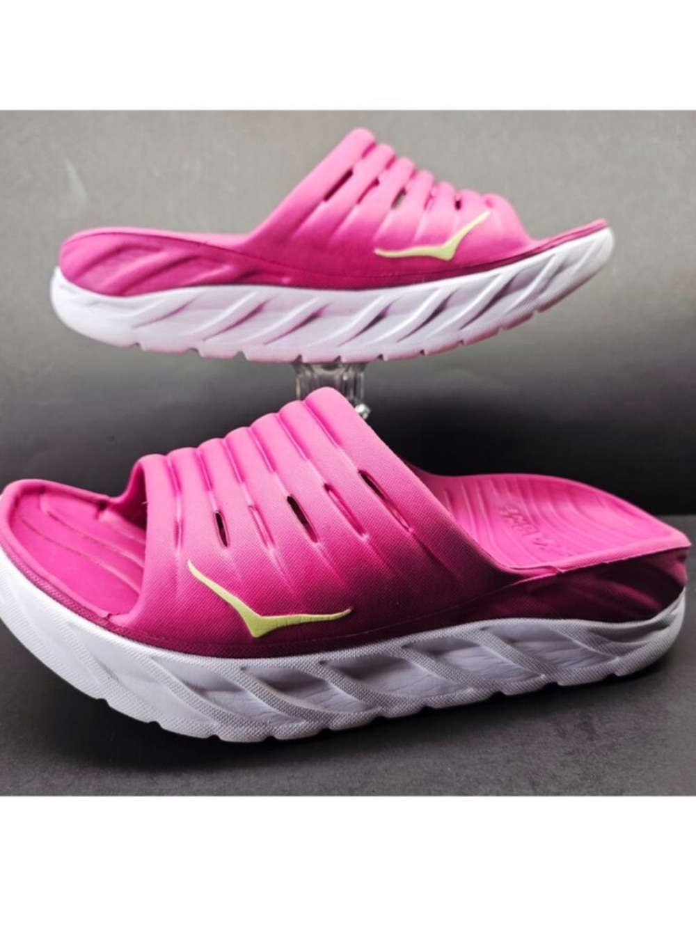 Hoka One One Women’s Pink Slide Sandals with White Sole 9 w
